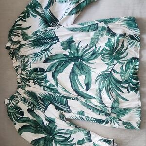 Andrew W Marc palm print blouse with ruffle accent Sz small